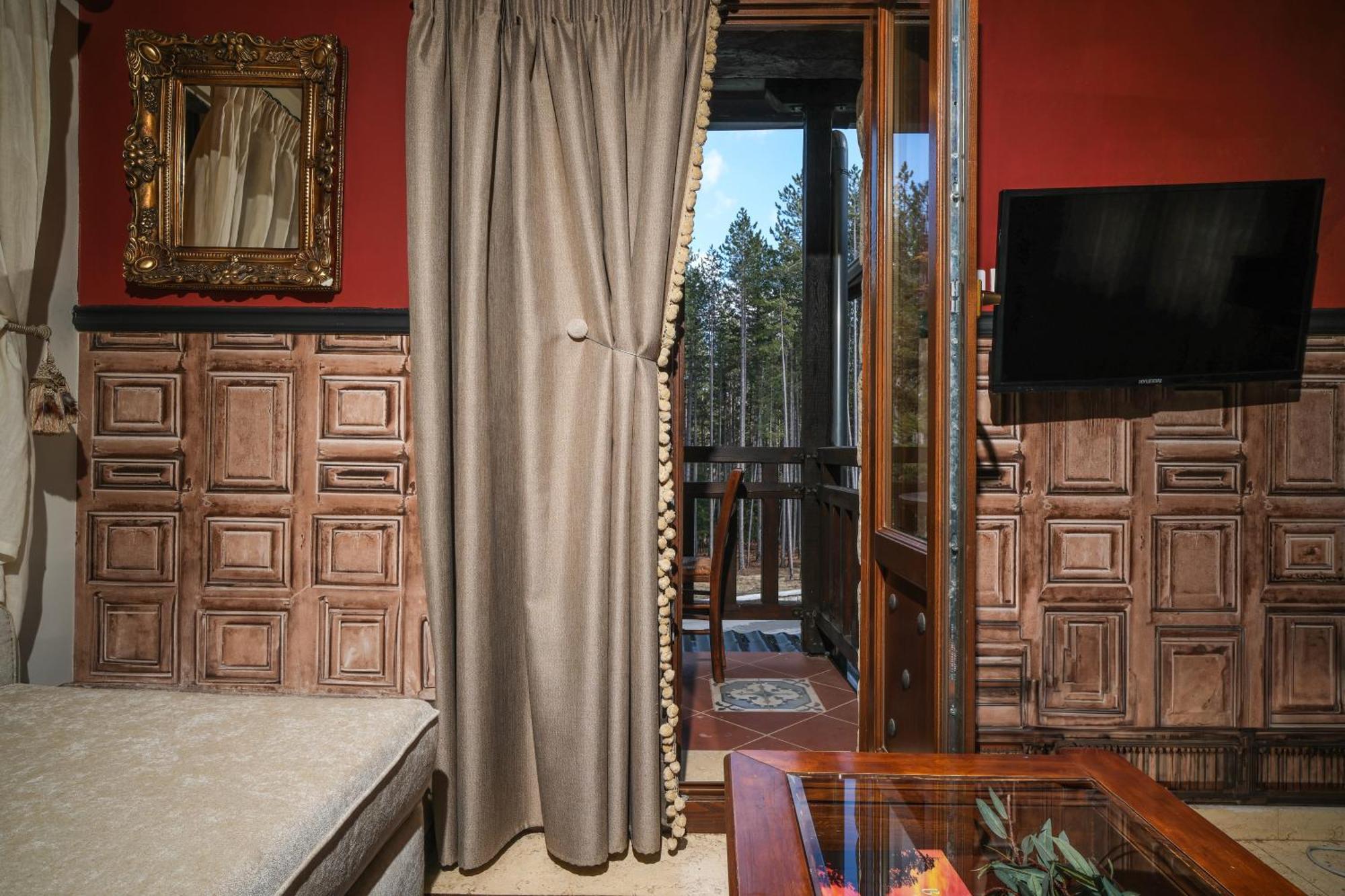 Pindos Resort Kraniá Eksteriør bilde